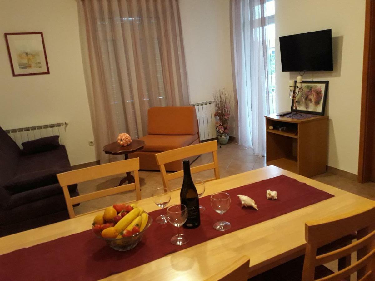 Family Apartments Suzi Ρόβινι Εξωτερικό φωτογραφία